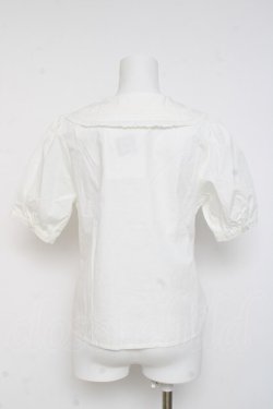 画像2: Fi.n.t  / コットンレース使いビッグカラーブラウス F ホワイト Y-26-03-09-107-LO-BL-SZ-ZY