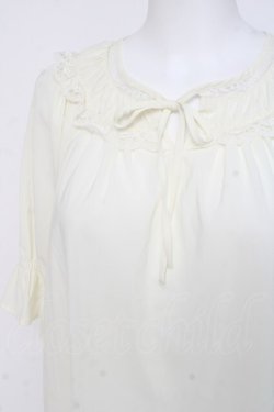 画像3: F&A / レース使いギャザープルオーバーブラウス F オフホワイト Y-26-03-09-109-LO-BL-SZ-ZY