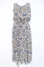 画像1: axes femme / バンダナ柄ワンピース  生成り Y-26-03-09-183-AX-OP-SZ-ZS (1)