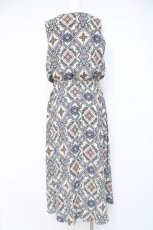 画像2: axes femme / バンダナ柄ワンピース  生成り Y-26-03-09-183-AX-OP-SZ-ZS (2)