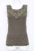 axes femme / 刺繍レースタンク  カーキ Y-26-03-09-034-AX-TO-SZ-ZY