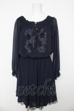 画像1: axes femme / お花立体モチーフ&刺繍入ワンピース  紺 Y-26-03-11-020-AX-OP-SZ-ZY (1)