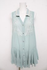 画像1: axes femme / 刺繍入襟付チュニック M グリーン Y-26-03-13-069-AX-OP-SZ-ZY (1)