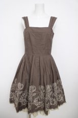 画像1: Emily Temple cute / バラ＆ウサギラメ刺繍ノースリーブワンピース M ブラウン Y-26-03-13-124-ET-OP-SZ-ZY (1)