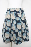 Jane Marple / フェアリーテイルカメオスカート M ネイビー Y-26-03-13-137-JM-SK-SZ-ZY