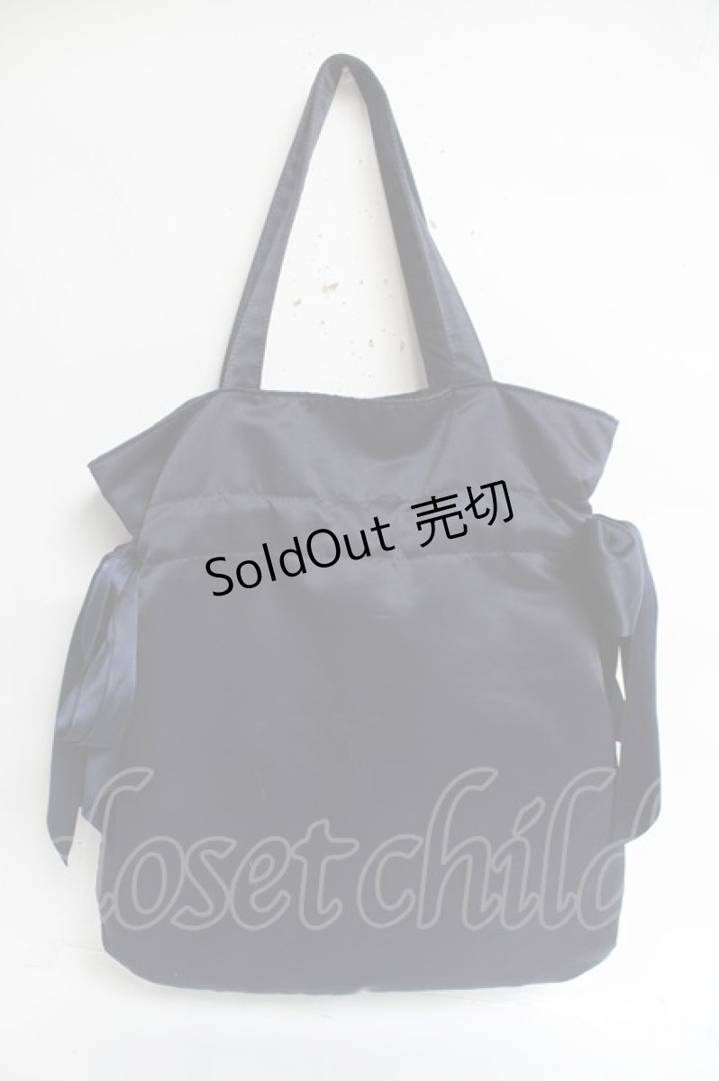 画像2: Maison de FLEUR / ダブルリボンギャザートートバッグ F ネイビー Y-26-03-16-051-LO-BG-SZ-ZT501 (2)