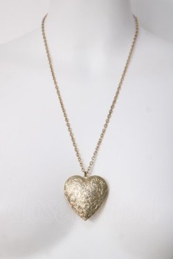 画像2: Eri Aino's Collection / ハート型ロケットペンダント  ゴールド Y-26-03-16-008-LO-AC-SZ-ZY