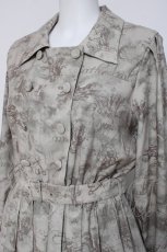 画像3: an another angelus / エンジェル柄ダブル釦ワンピース F カーキベージュ Y-26-03-16-109-CA-OP-SZ-ZY (3)