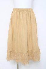 画像1: axes femme / レース×プリーツペチスカート F イエロー Y-26-03-16-186-AX-SK-SZ-ZI (1)