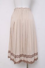 画像2: axes femme / サテンプリーツロングスカート M 生成り Y-26-03-16-223-AX-SK-SZ-ZY (2)