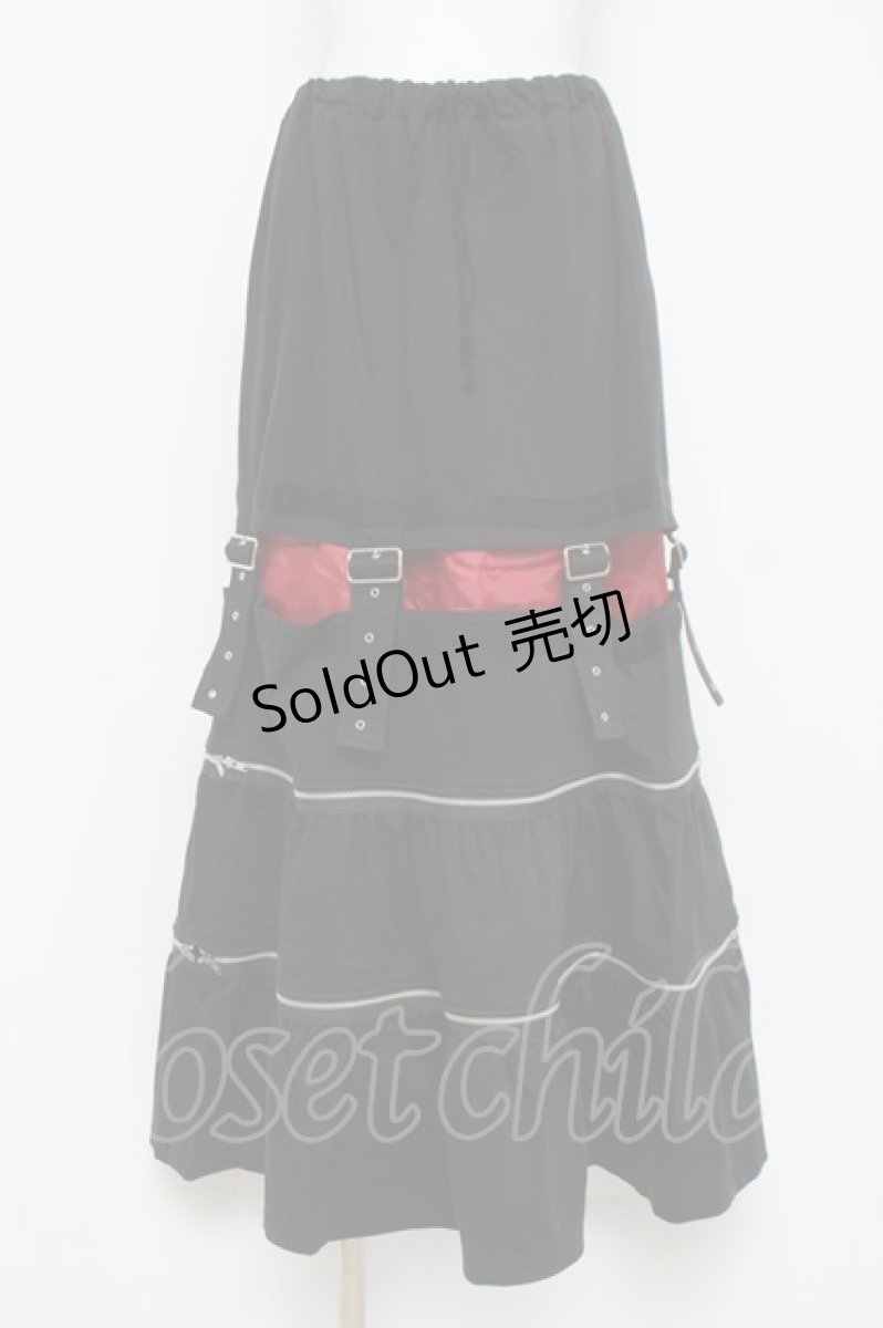 画像1: ROMANTIC NEUROSIS / ZIPデザインベルトロングスカート  黒/赤 Y-26-03-16-227-PU-SK-SZ-ZY (1)