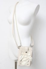 画像2: axes femme POETIQUE / レースアップスマホポシェット  生成り Y-26-03-16-038-AX-ZA-SZ-ZY (2)