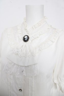 画像3: axes femme / ローズカメオ×ジャボブラウス  白 Y-26-03-18-017-AX-BL-SZ-ZY