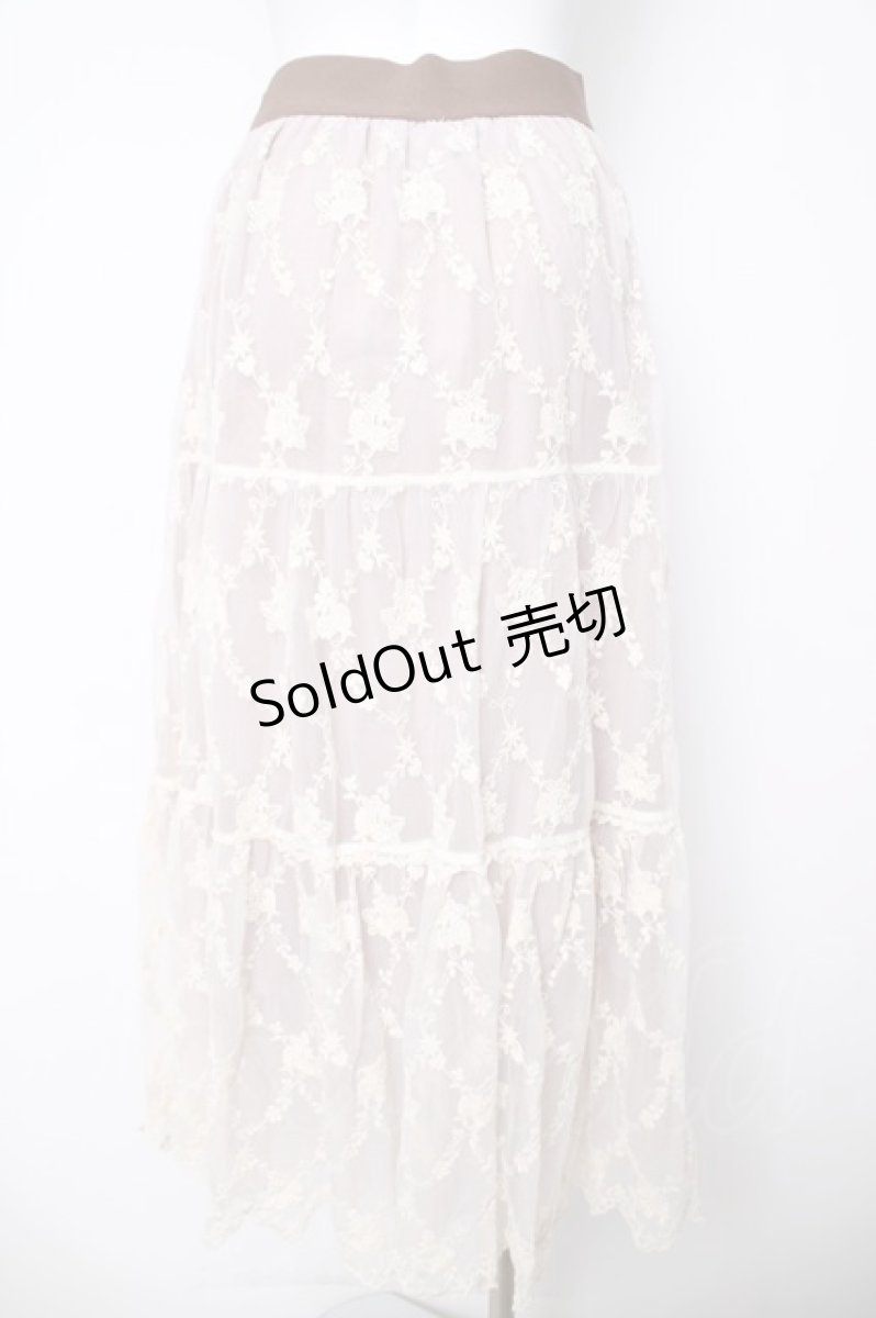画像2: axes femme POETIQUE / レースティアードロングスカート M ベージュ Y-26-03-18-184-AX-SK-SZ-ZY (2)