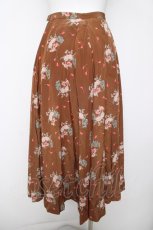 画像2: INGEBORG / ベリーブーケ柄スカート  ブラウン Y-26-03-18-205-LO-SK-SZ-ZY (2)
