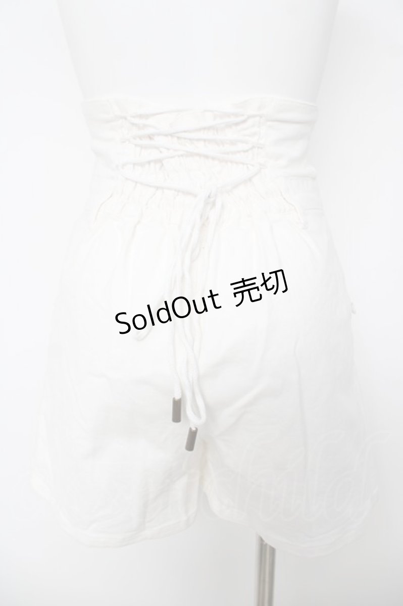 画像2: axes femme POETIQUE / ハイウエストショートパンツ  白 Y-26-03-18-208-AX-PA-SZ-ZS (2)