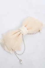 画像1: axes femme POETIQUE / パールチェーン付バレッタ  生成り Y-26-03-20-005-AX-AC-SZ-ZT271 (1)