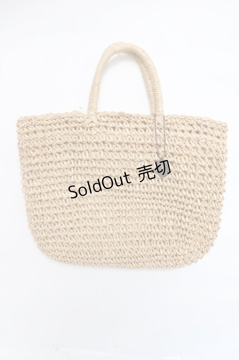 画像1: powder / チャーム付きカゴバッグ  ベージュ Y-26-03-20-009-LO-BG-SZ-ZT500 (1)