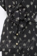 画像2: INGEBORG / ドット×ブーケ柄セーラーワンピース F 黒 Y-26-03-20-111-LO-OP-SZ-ZY (2)