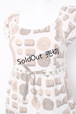 画像2: Emily Temple cute / ボンボンショコラプリントティアードワンピース  グレー Y-26-03-20-140-ET-OP-SZ-ZY