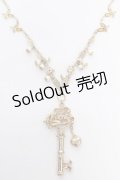 axes femme / 鍵モチーフネックレス  ゴールド Y-26-03-24-001-AX-CO-SZ-ZY