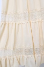 画像5: axes femme / 刺繍チュール使ケープワンピース F イエロー Y-26-03-26-070-AX-OP-SZ-ZS (5)