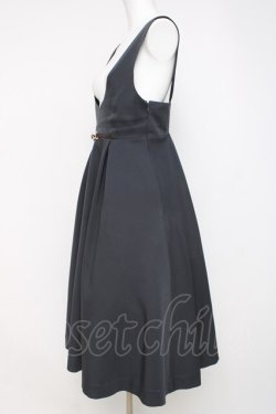 画像2: F i.n.t / チェーンビット使いディープVネックジャンパースカート F グレイ Y-26-03-26-078-CA-OP-SZ-ZY