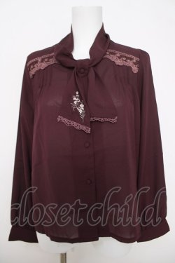 画像1: axes femme / 刺繍入りボータイブラウス M ワイン Y-26-03-28-018-AX-BL-SZ-ZY