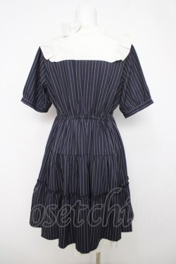 画像2: axes femme / リボンブローチティアードワンピース F 紺 Y-26-04-01-132-AX-OP-SZ-ZY