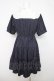画像2: axes femme / リボンブローチティアードワンピース F 紺 Y-26-04-01-132-AX-OP-SZ-ZY (2)