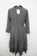 画像2: an another angelus / ジャボ付きクレリックワンピース F グレイ Y-26-04-01-163-CA-OP-SZ-ZY (2)