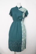 axes femme POETIQUE / ランタンフラワープリントワンピース  グリーン Y-26-04-03-117-AX-OP-SZ-ZY