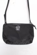 INGEBORG / ポーチショルダーバック  黒 Y-26-04-03-035-LO-BG-SZ-ZY