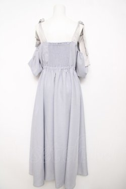 画像2: earth music&ecology / リボンショルダーオフショルワンピース F グレイッシュブルー Y-26-04-07-063-LO-OP-SZ-ZY