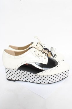 画像4: ALICE and the PIRATES / アルヴィンドットシューズ L オフ白×黒 Y-26-04-07-029-PA-SH-SZ-ZY