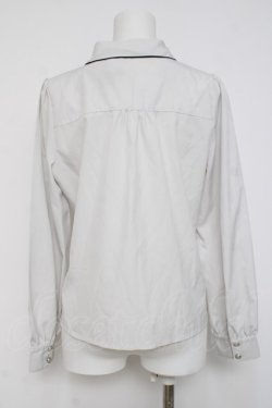 画像2: NIBBLE POISON / ゴシックバタフライ刺繍ブラウス  グレー Y-26-04-09-047-PU-BL-AS-ZY