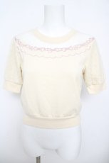 画像1: axes femme POETIQUE / リボン刺繍カットプルオーバー M クリーム Y-26-04-13-060-AX-TO-SZ-ZY (1)
