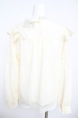 画像2: axes femme NOSTALGIE / シフォンドビーフリルブラウス M 生成り Y-26-04-13-071-AX-BL-SZ-ZS (2)