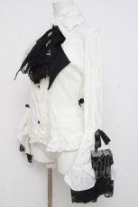 画像2: MARBLE / 別タイ付きクラシカルデコレーションブラウス  白 Y-26-04-15-059-GO-BL-SZ-ZY (2)