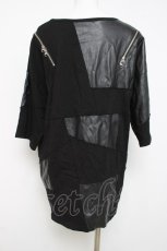 画像2: CIVARIZE / PUレザー切り替えパッチワークショルダーZIP Tシャツ F ブラック Y-26-04-15-063-GO-TS-SZ-ZY (2)