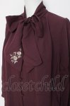 画像3: axes femme / 刺繍入りリボンロングブラウス  ワイン Y-26-04-17-062-AX-BL-SZ-ZY (3)