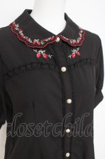 画像3: axes femme POETIQUE / ストロベリー刺繍ブラウス M 黒 Y-26-04-17-078-AX-BL-SZ-ZY (3)