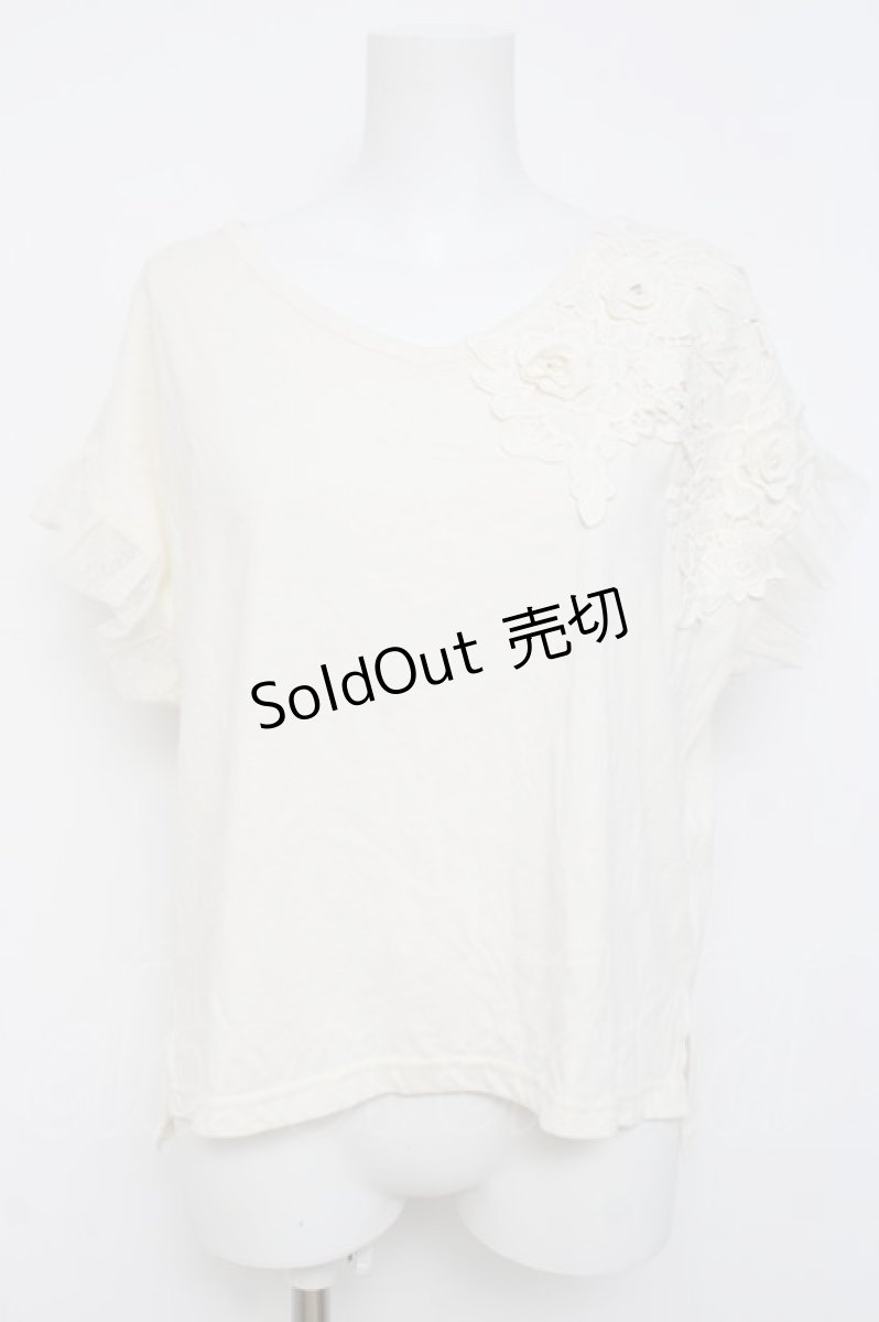 画像1: axes femme / 立体花モチーフレースＴシャツ M 生成り Y-26-04-17-092-AX-TS-SZ-ZY (1)