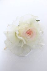 画像1: JESUS DIAMANTE / プリンセスローズヘアクリップ  アイボリー Y-26-04-19-074-JE-ZA-SZ-ZY (1)