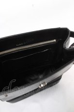 画像5: Jean Paul GAULTIER / メタルロゴプレート付きレザーリュック  ブラック Y-26-04-19-106-GO-BG-SZ-ZY (5)