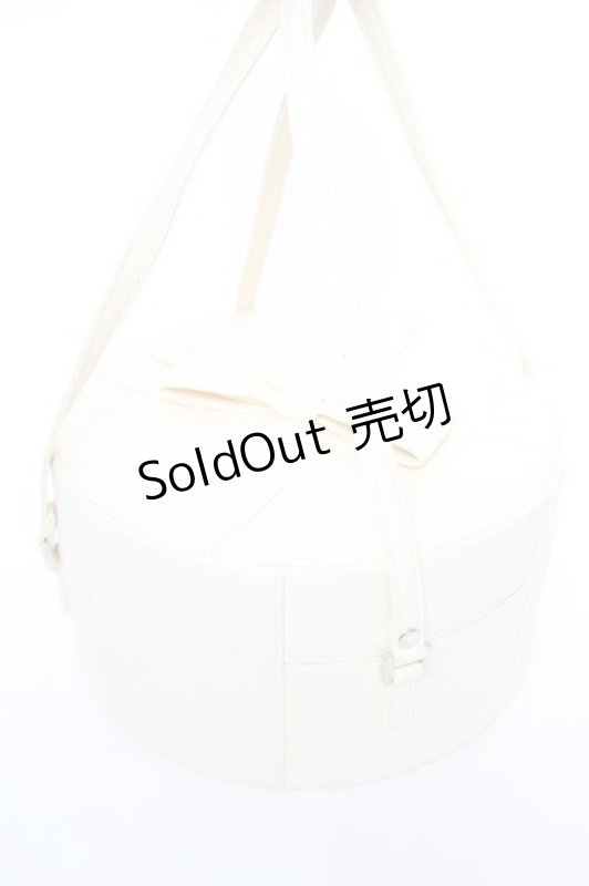 画像2: Emily Temple cute / プレゼントBOX円型バニティ  アイボリー Y-26-04-19-114-ET-BG-SZ-ZY (2)