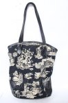 画像2: Emily Temple cute / アリスプリントバケツバッグ  黒 Y-26-04-19-117-ET-BG-SZ-ZY (2)