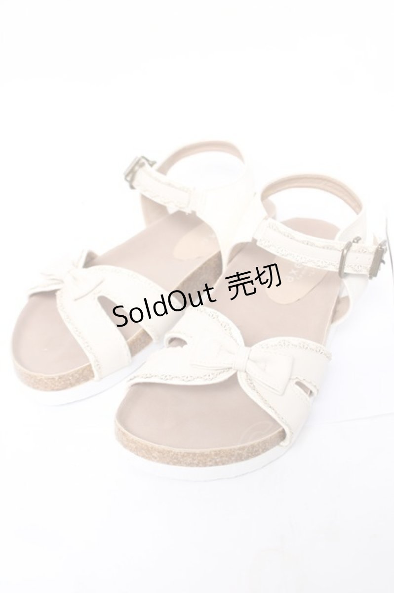 画像1: axes femme / 厚底リボンディティールサンダル L シロ Y-26-04-19-125-AX-SH-SZ-ZY (1)