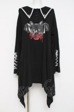 画像1: LISTEN FLAVOR / 薔薇と黒猫のコウモリセーラーワンピ  黒 Y-26-04-21-090-PU-OP-SZ-ZY (1)