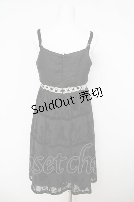 画像2: Emily Temple cute / ワンダーランドフロッキーノースリーブワンピース  黒 Y-26-04-22-101-ET-OP-SZ-ZY (2)